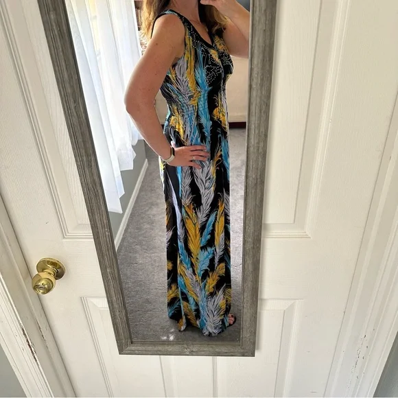 2 for $13 Maxi dress smocked waist medium - Picture 2 of 5